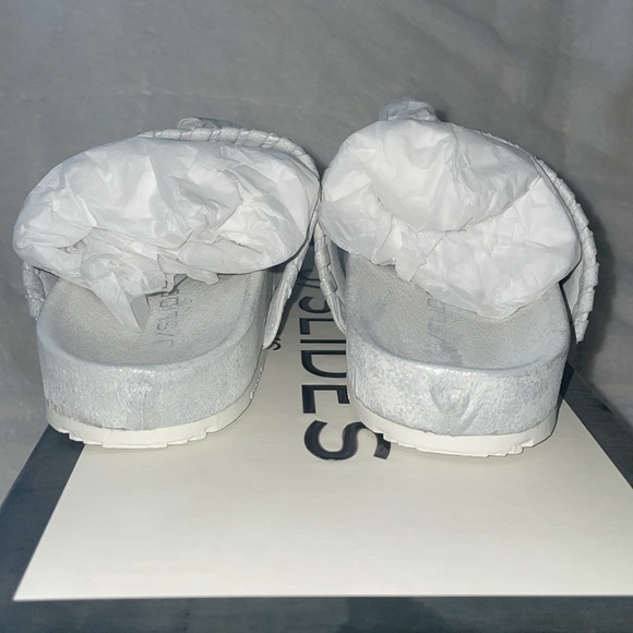 NWT J/SLIDES NIGEL Silver Metallic Suede Tassel Sandal - Picture 7 of 13